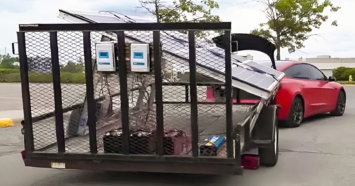 The Ultimate Tesla Accessory: YouTuber Buys Solar Trailer to Charge Car While Driving