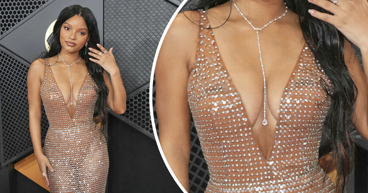 20+ Celebrities Whose Daring Red Carpet Outfits Leave Us Awestruck 20+ Celebrities Whose Daring Red Carpet Outfits Leave Us Awestruck
